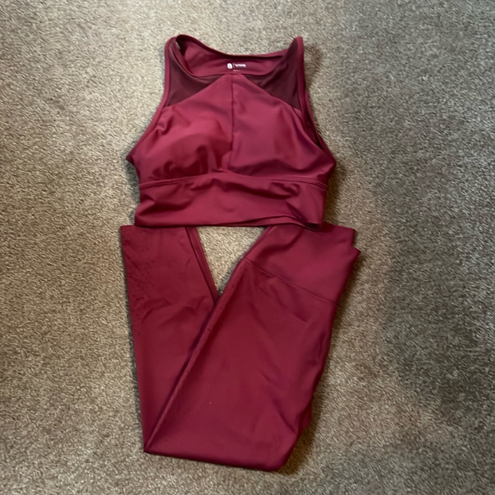 BuffBunny Burgundy High-Waist Leggings & Sports Bra Set